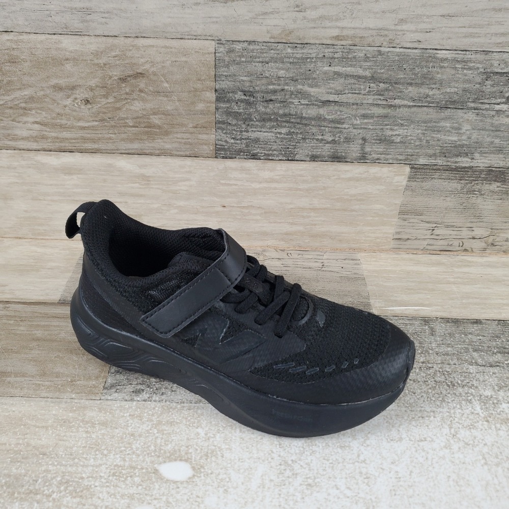 New Balance 625 Kids Shoes Sz 13.5 Running Black Mesh Hook & Loop Sneakers